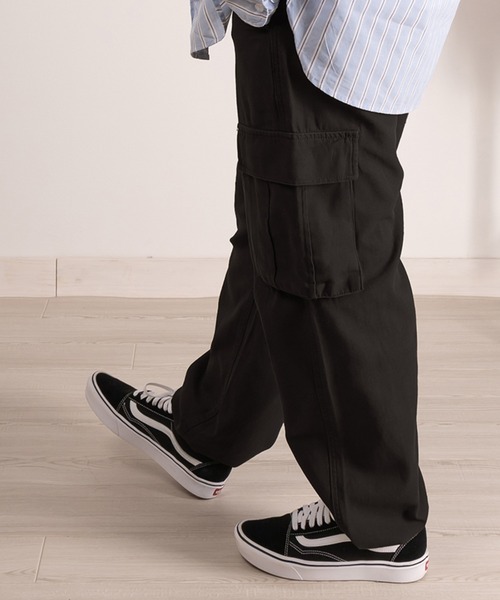 SlashDate(スラッシュデイト)の「ワイドシルエット裾ドローコードツイルカーゴパンツ/バルーンシルエット(カーゴパンツ・メンズ・ブラック/カーキ・XL/L/M)」の3枚目の写真