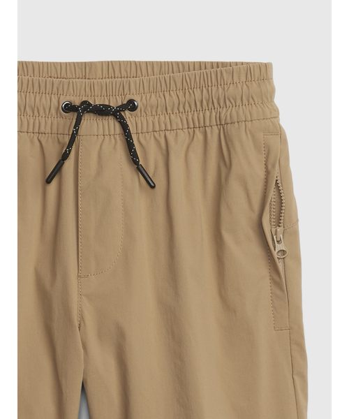 GAP(ギャップ)の「ハイブリッド プルオンショートパンツ (キッズ)(その他パンツ・キッズ・グレー/ブラック/ベージュ・S/L/XXL/M/XL/XS)」の5枚目の写真