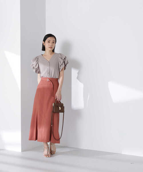 NATURAL BEAUTY BASIC(ナチュラルビューティーベーシック)の「◇ボリュームバルーンスリーブブラウス(シャツ/ブラウス・レディース・ネイビー/オフホワイト/ブラウン・SMALL/MEDIUM)」の19枚目の写真