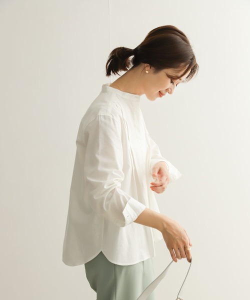 URBAN RESEARCH DOORS（アーバンリサーチドアーズ）の「コットンスタンドカラーシャツ（シャツ/ブラウス・レディース・オフホワイト/イエロー/ラベンダー・MEDIUM）」の9枚目の写真
