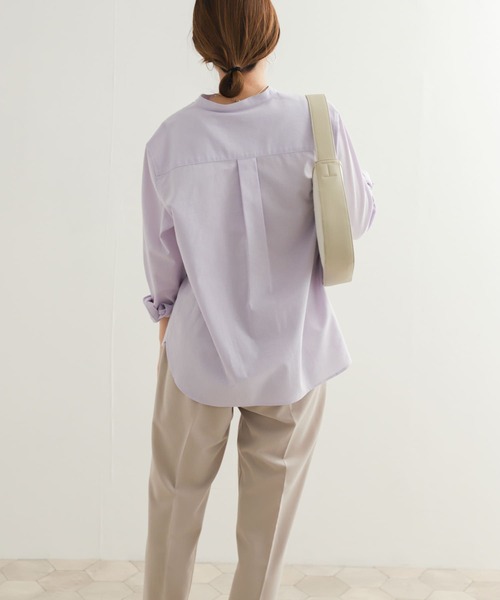 URBAN RESEARCH DOORS（アーバンリサーチドアーズ）の「コットンスタンドカラーシャツ（シャツ/ブラウス・レディース・オフホワイト/イエロー/ラベンダー・MEDIUM）」の11枚目の写真