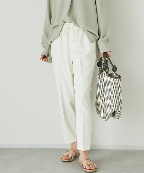 RIVE DROITE（リヴドロワ）の「裏地がなくても安心の生地感/ツイルドロストテーパードパンツ（その他パンツ・レディース・ネイビー/グリーン/オフホワイト・38/36）」の2枚目の写真