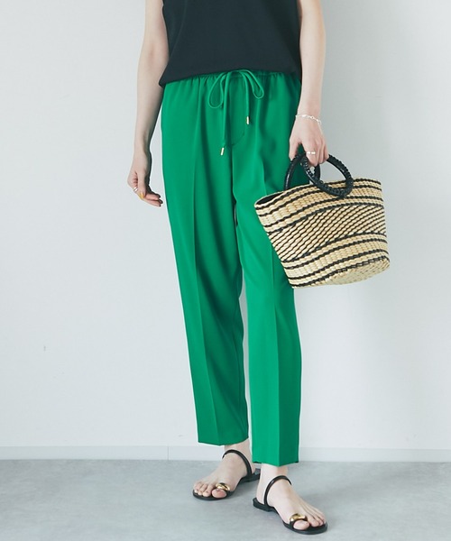 RIVE DROITE（リヴドロワ）の「裏地がなくても安心の生地感/ツイルドロストテーパードパンツ（その他パンツ・レディース・ネイビー/グリーン/オフホワイト・38/36）」の3枚目の写真