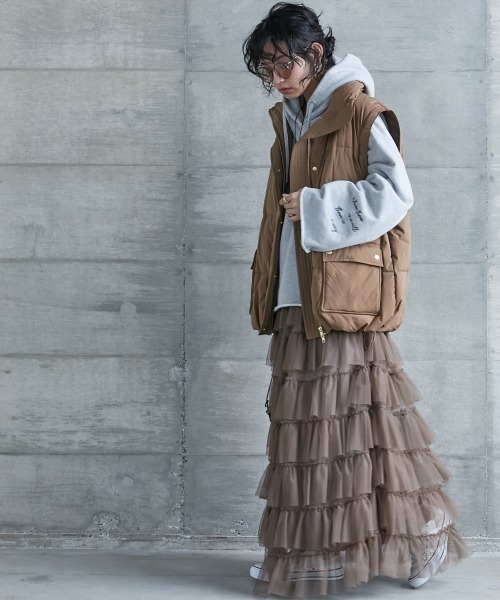 GEVS.（ジェイヴィス）の「＜大きいサイズ＞チュール8段フリルマキシスカート GEVS.（スカート・レディース・モカ/チャコール/ブラック・4L/3L/5L/L/LL）」の18枚目の写真