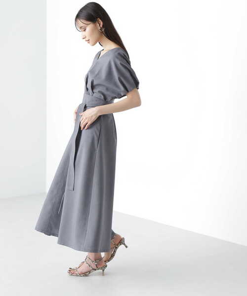 NATURAL BEAUTY BASIC（ナチュラルビューティーベーシック）の「◇【VERY掲載】リネンライクカマーベルトワンピース（ワンピース・レディース・レッド/ベージュ/チャコールグレー・MEDIUM/SMALL）」の4枚目の写真