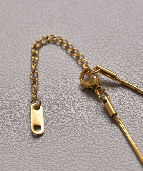 voov（ブーブ）の「【金属アレルギー対応】細スネークシンプルサージカルステンレスネックレス（ネックレス・レディース・シルバー/ゴールド・フリー）」の13枚目の写真