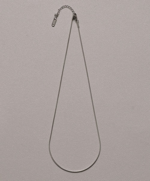 voov（ブーブ）の「【金属アレルギー対応】細スネークシンプルサージカルステンレスネックレス（ネックレス・レディース・シルバー/ゴールド・フリー）」の3枚目の写真