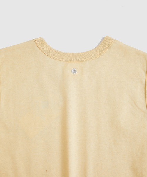 CINOH(チノ)の「【CINOH/チノ】別注 COTTON JERSEY SLEEVELESS T-SHIRT/コットンジャージーノースリーブTシャツ(Tシャツ/カットソー・レディース・ベージュ/レッド/クリーム・36/38)」の9枚目の写真