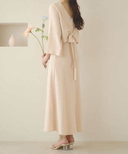 Ambre Neige(アンブルネージュ)の「バックリボンリブワンピース/【WEB/EC限定商品】(ワンピース・レディース・アイボリー/モカ・FREE)」の13枚目の写真