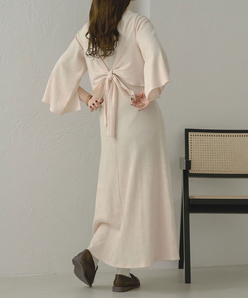 Ambre Neige(アンブルネージュ)の「バックリボンリブワンピース/【WEB/EC限定商品】(ワンピース・レディース・アイボリー/モカ・FREE)」の11枚目の写真