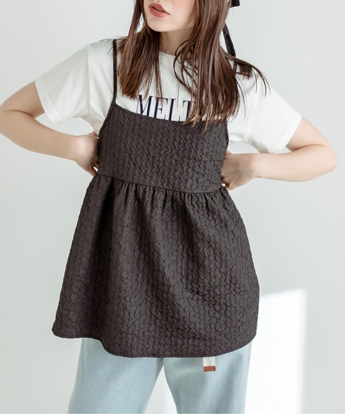 OLIVE des OLIVE(オリーブデオリーブ)の「チュニックキャミブラウス 1031040440(シャツ/ブラウス・レディース・ブラック/オフホワイト・FREE)」の2枚目の写真