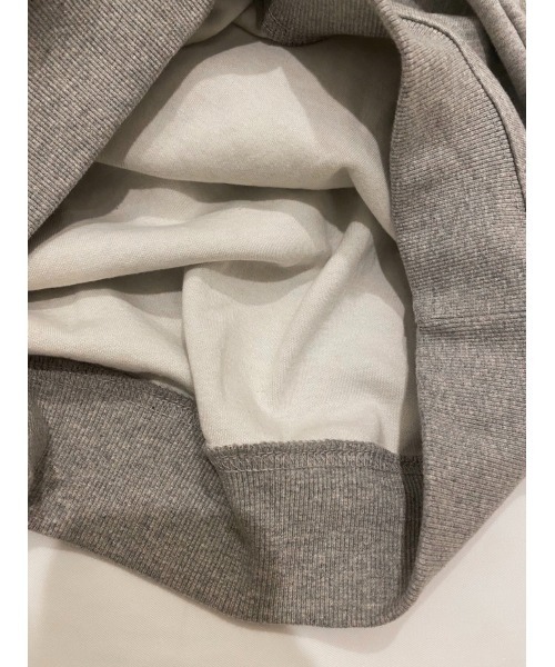 YACA（ヤーカ）の「half zip polo sweat/ハーフジップポロスウェット（スウェット・レディース・グレー・FREE）」の4枚目の写真