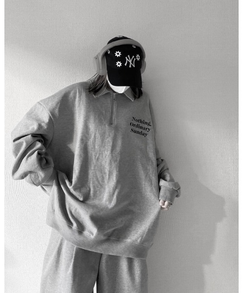 YACA（ヤーカ）の「half zip polo sweat/ハーフジップポロスウェット（スウェット・レディース・グレー・FREE）」の2枚目の写真