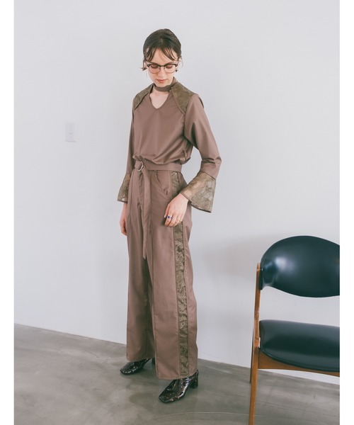 sahara(サハラ)の「Shoulder Lace Choker Top(その他トップス・レディース・ブラック/グレイッシュベージュ/ブラウン・FREE)」の6枚目の写真