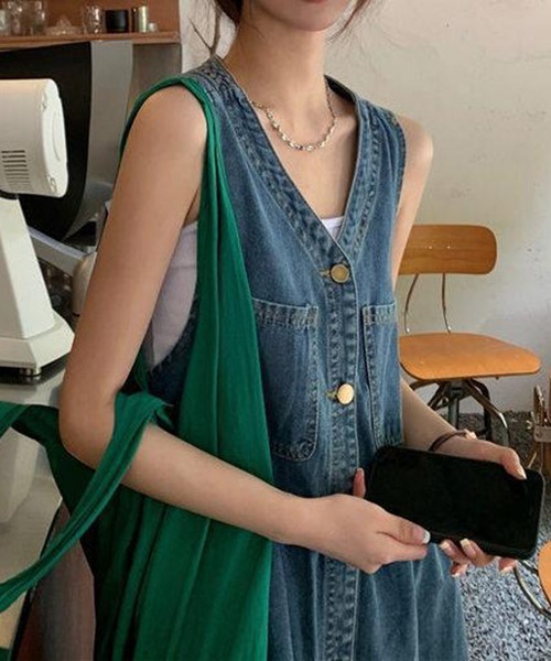 gossip!ロサンゼルス(ゴシップロサンゼルス)の「YUGA ノースリーブ ショートサスペンダースカート(ワンピース・レディース・インディゴブルー・M/XL/S/L)」の10枚目の写真