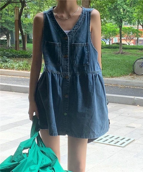 gossip!ロサンゼルス(ゴシップロサンゼルス)の「YUGA ノースリーブ ショートサスペンダースカート(ワンピース・レディース・インディゴブルー・M/XL/S/L)」の15枚目の写真