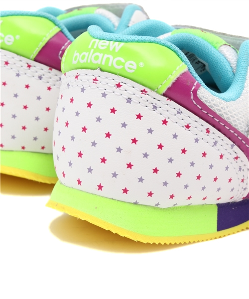 NEW BALANCE（ニューバランス）の「【KIDS】NEW BALANCE 996（スニーカー・キッズ・ホワイト/レッド・15 /16）」の9枚目の写真