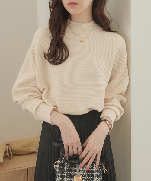 CHAN ME（チャンミ）の「袖ドルマンリブニット（ニット/セーター・レディース・ワイン/イエロー/モカ/アイボリー/ブルー/ライトグレー/ブラック・MEDIUM/X-LARGE/LARGE）」の2枚目の写真