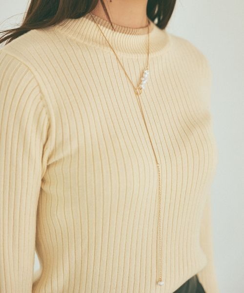 mysty woman（ミスティウーマン）の「パール付き華奢ネックレス 980284（ネックレス・レディース・ゴールド/シルバー・FREE）」の2枚目の写真