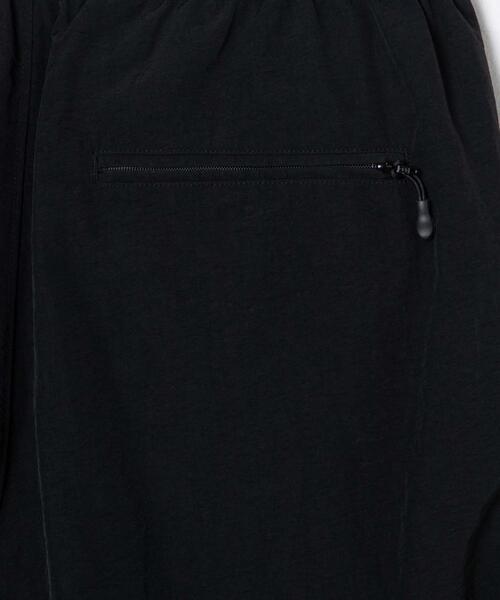 Manhattan Records(マンハッタン レコーズ)の「WEGO/【Manhattan Records】NYLON TRACK PANTS(カーゴパンツ・メンズ・ブラック・LARGE/MEDIUM)」の10枚目の写真