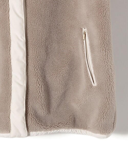 SHIPS（シップス）の「ボア キルティング リバーシブル フード コート ◇（その他アウター・レディース・オフホワイト/ライトグレー・ONE SIZE）」の11枚目の写真