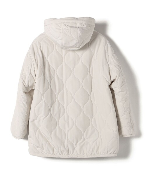 SHIPS（シップス）の「ボア キルティング リバーシブル フード コート ◇（その他アウター・レディース・オフホワイト/ライトグレー・ONE SIZE）」の16枚目の写真