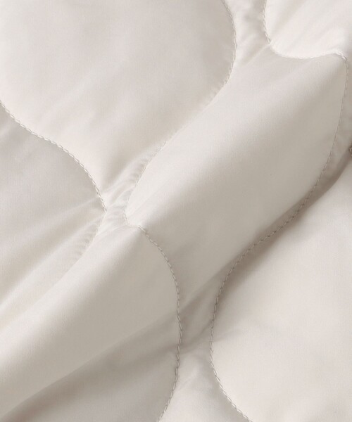 SHIPS（シップス）の「ボア キルティング リバーシブル フード コート ◇（その他アウター・レディース・オフホワイト/ライトグレー・ONE SIZE）」の18枚目の写真