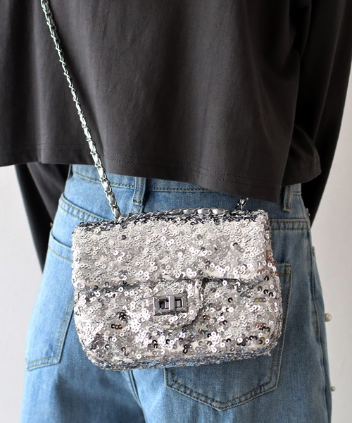 BLUEEAST（ブルーイースト）の「スパンコール2WAYチェーンショルダーバッグ（ショルダーバッグ・レディース・ブラック/シルバー・FREE）」の9枚目の写真