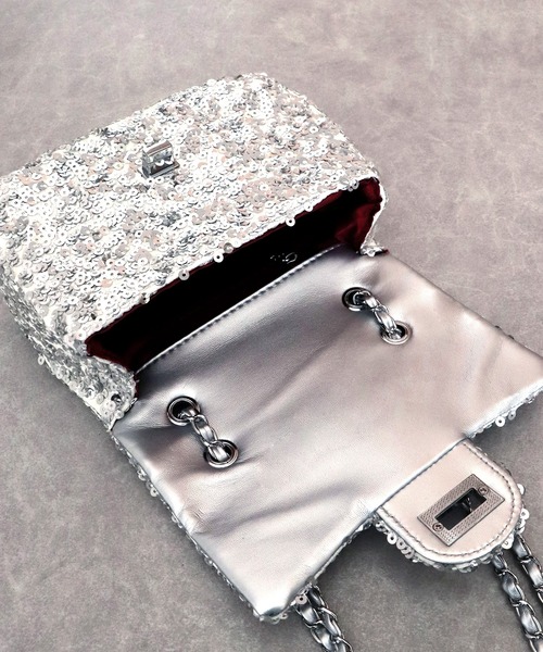 BLUEEAST（ブルーイースト）の「スパンコール2WAYチェーンショルダーバッグ（ショルダーバッグ・レディース・ブラック/シルバー・FREE）」の20枚目の写真