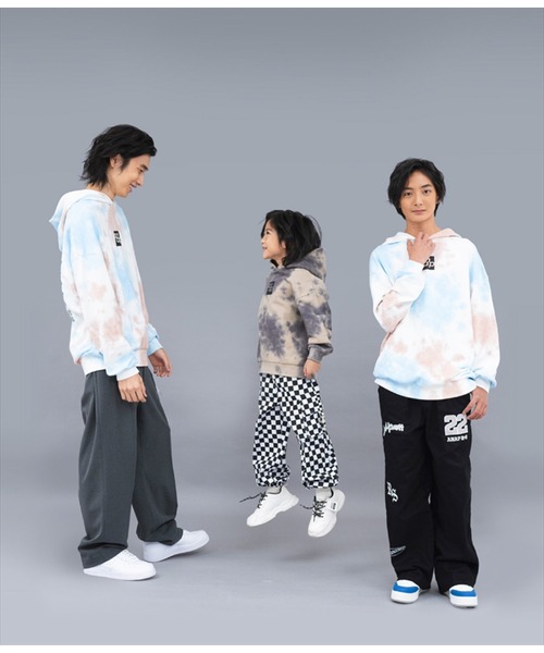 ANAP kids(アナップキッズ)の「anapボックスロゴ裏毛スウェットパーカー【ジュニアお揃い】 【親子お揃い】(パーカー・キッズ・その他/ブラック/ホワイト/ベージュ・120cm/100cm/130cm/110cm)」の21枚目の写真