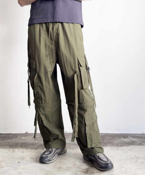 COMMON WARE(コモンウェアー)の「COMMONWARE:ナイロンワッシャーテクノパンツ(カーゴパンツ・レディース・ブラック/カーキ/オフホワイト・L/XL/M)」の11枚目の写真