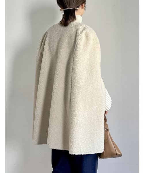 Re:EDIT（リエディ）の「ムートンボアパイピングフレアポンチョ（ポンチョ・レディース・アイボリー・MEDIUM/LARGE）」の9枚目の写真