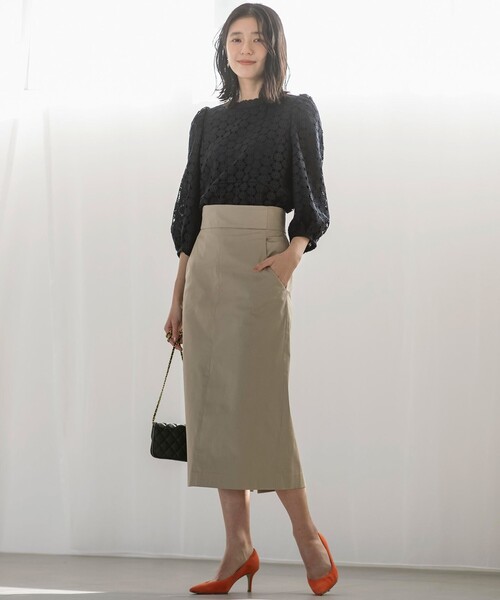 【セール】【WEB限定】サテンストレッチ Iラインスカート（スカート）｜組曲（クミキョク）