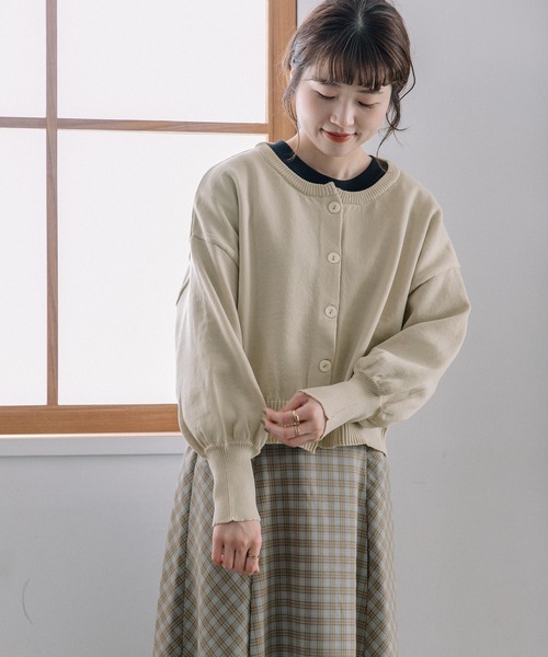 POU DOU DOU（プードゥドゥ）の「ぷっくり袖スポンディッシュカーディガン（ニット/セーター・レディース・ブルー/ブラック/ライトグリーン/キナリ・3）」の21枚目の写真