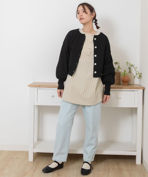 POU DOU DOU（プードゥドゥ）の「ぷっくり袖スポンディッシュカーディガン（ニット/セーター・レディース・ブルー/ブラック/ライトグリーン/キナリ・3）」の7枚目の写真