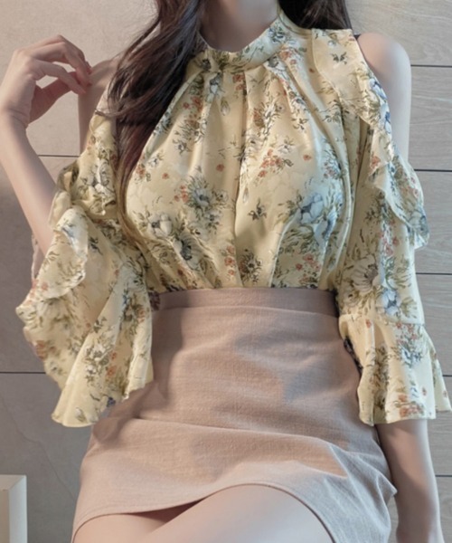 Miniministore(ミニミニストア)の「花柄ブラウスプチハイネックオフショルダー半袖半袖(シャツ/ブラウス・レディース・ベージュ系1/オレンジ/ベージュ系2/ブルー・M/L)」の5枚目の写真