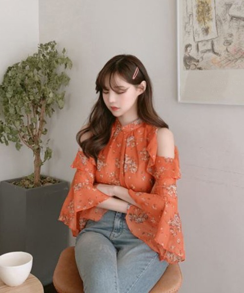 Miniministore(ミニミニストア)の「花柄ブラウスプチハイネックオフショルダー半袖半袖(シャツ/ブラウス・レディース・ベージュ系1/オレンジ/ベージュ系2/ブルー・M/L)」の15枚目の写真