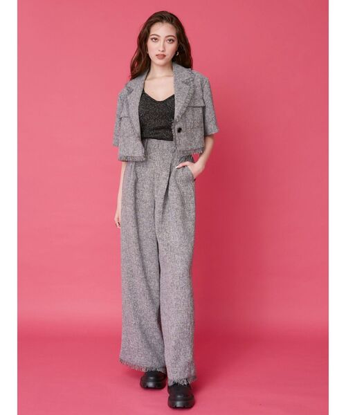 EVRIS（エヴリス）の「ボリュームタックフリンジワイドパンツ【セットアップ着用可能】（その他パンツ・レディース・ホワイト/ブラック/グリーン・SMALL/MEDIUM）」の4枚目の写真