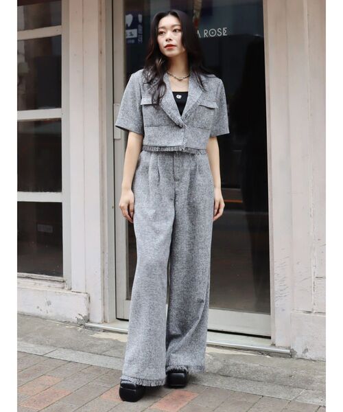 EVRIS（エヴリス）の「ボリュームタックフリンジワイドパンツ【セットアップ着用可能】（その他パンツ・レディース・ホワイト/ブラック/グリーン・SMALL/MEDIUM）」の12枚目の写真