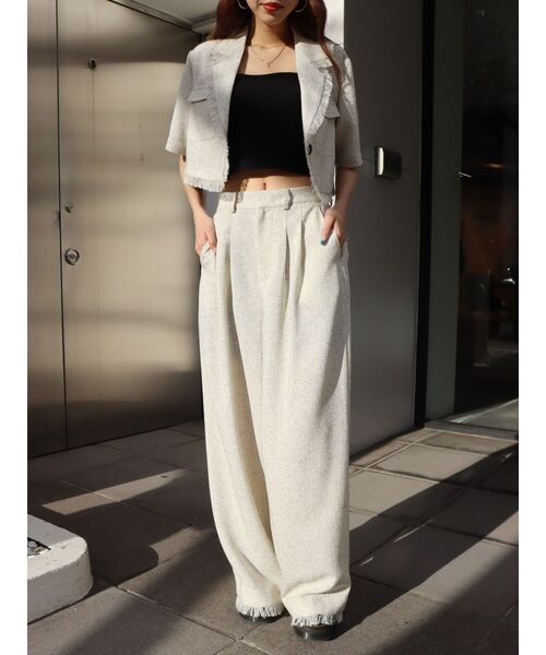 EVRIS（エヴリス）の「ボリュームタックフリンジワイドパンツ【セットアップ着用可能】（その他パンツ・レディース・ホワイト/ブラック/グリーン・SMALL/MEDIUM）」の13枚目の写真