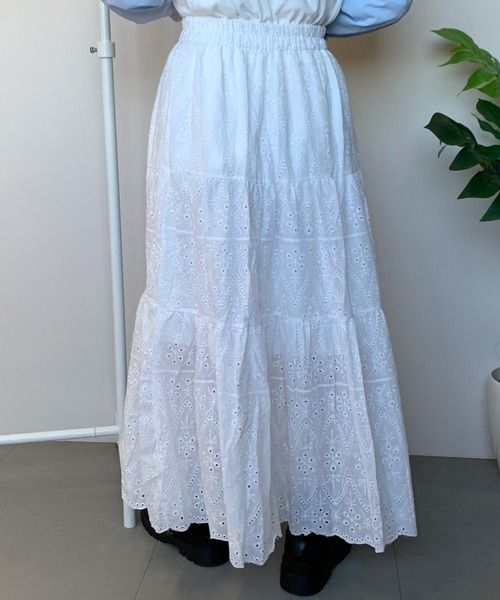 CRB（シーアールビー）の「レースティアードロングスカート（スカート・レディース・ブラック/オフホワイト・F）」の13枚目の写真