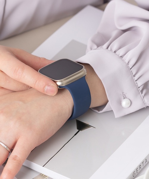 emonique(エモニーク)の「シリコン製 Apple Watch バンド スマートウォッチバンド【38/40/41/42/44/45/49mm対応】(デジタル腕時計・メンズ・グレー/ブラック系その他/ベビーピンク/ブルー/ピンク/ベージュ/ホワイト/ブラック・42/38)」の6枚目の写真