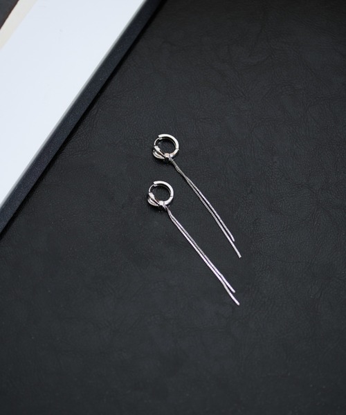 Shelly island（シェリーアイランド）の「ロングチェーンデザインピアス（ピアス（両耳用）・レディース・シルバー/ゴールド・FREE）」の6枚目の写真