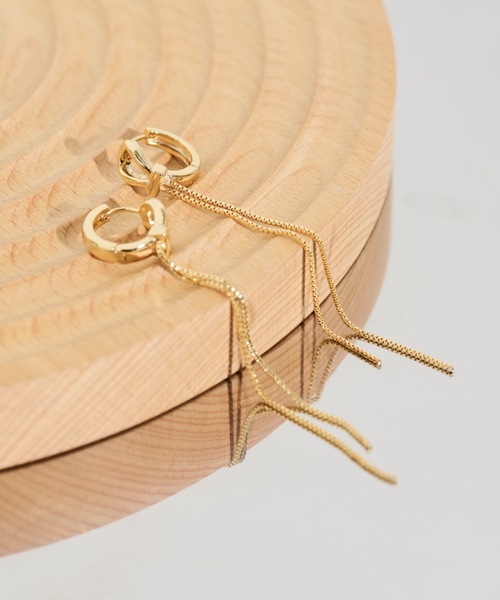 Shelly island（シェリーアイランド）の「ロングチェーンデザインピアス（ピアス（両耳用）・レディース・シルバー/ゴールド・FREE）」の12枚目の写真