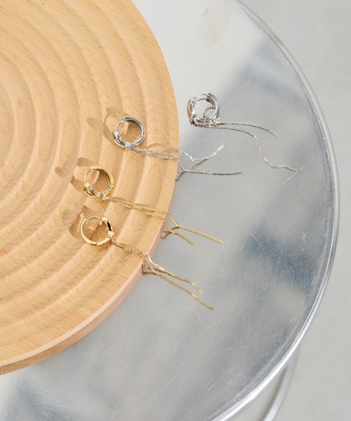 Shelly island（シェリーアイランド）の「ロングチェーンデザインピアス（ピアス（両耳用）・レディース・シルバー/ゴールド・FREE）」の10枚目の写真