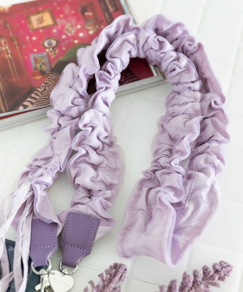 tiny tiny（ティニーティニー）の「クシュクシュショルダーストラップ2[tiny tiny(ティニーティニー)]（スマホグッズ・レディース・ホワイト/シルバー/パープル/ライトグレー/ブルー・0）」の4枚目の写真