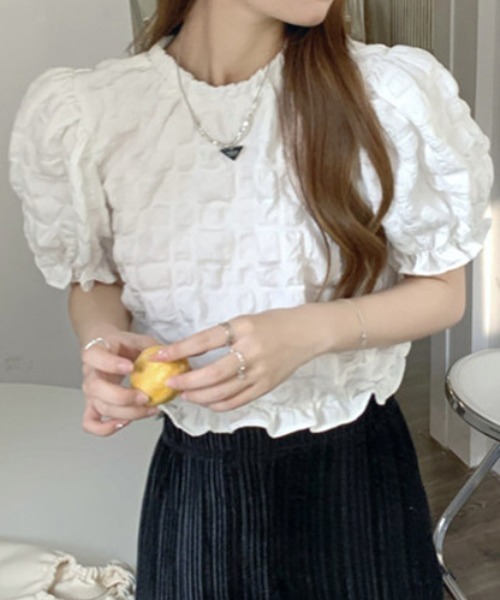 deux amour（ドゥーザムール）の「パフスリーブボリューム半袖トップス（Tシャツ/カットソー・レディース・ブラック/ホワイト・FREE）」の11枚目の写真