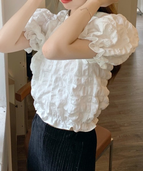 deux amour（ドゥーザムール）の「パフスリーブボリューム半袖トップス（Tシャツ/カットソー・レディース・ブラック/ホワイト・FREE）」の7枚目の写真
