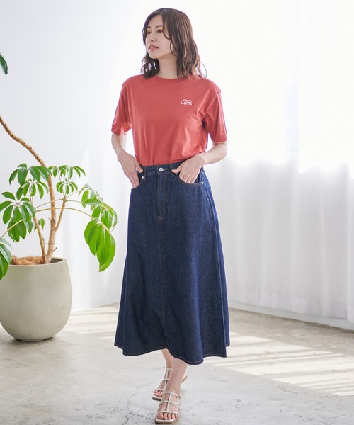 Arnold Palmer（アーノルドパーマー）の「バックロゴ グラフィック シェア Tシャツ（Tシャツ/カットソー・レディース・ホワイト/ブラック/エンジ・LL/L/M/S/XS）」の4枚目の写真