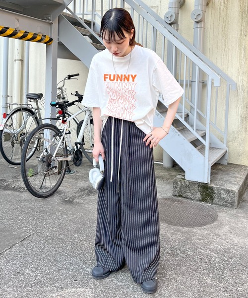 ABYS（アビス）の「FUNNYロゴプリント半袖Tシャツ（Tシャツ/カットソー・レディース・ブラック×ホワイト/ホワイト系その他/ホワイト×ブラック/ピンク/ネイビー・FREE）」の6枚目の写真